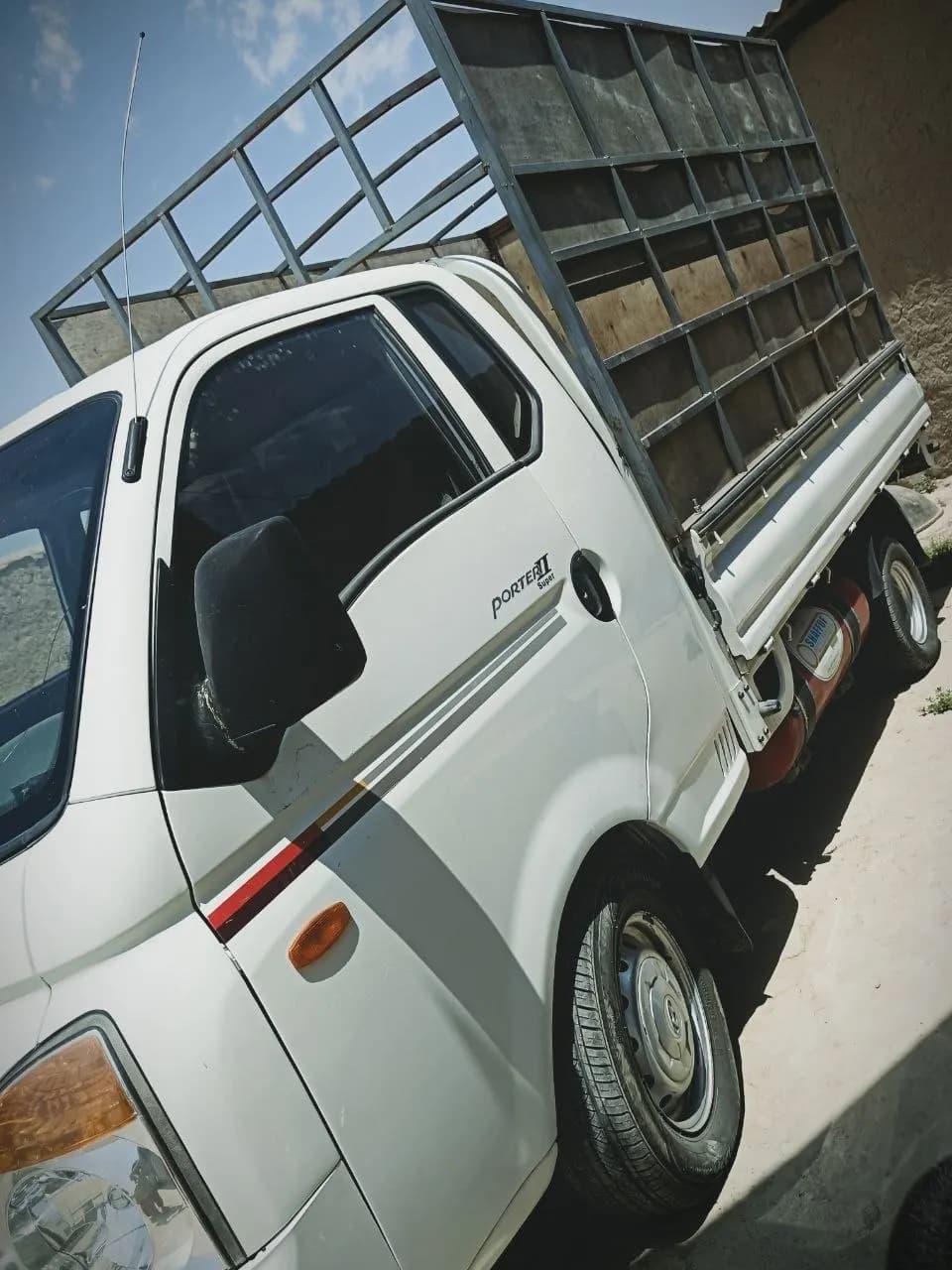HYUNDAI Porter 2