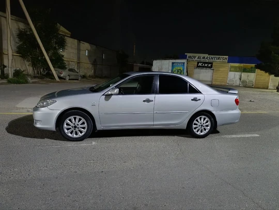 Tayota Camry