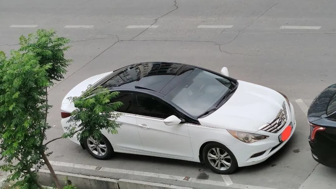 Sedan, 2.4 l