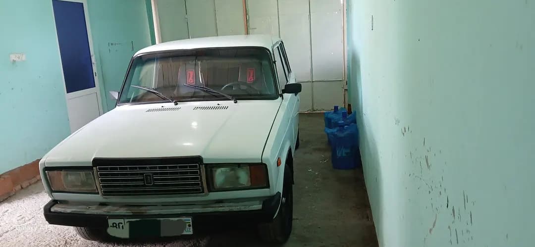 VAZ 2107 Sotiladi