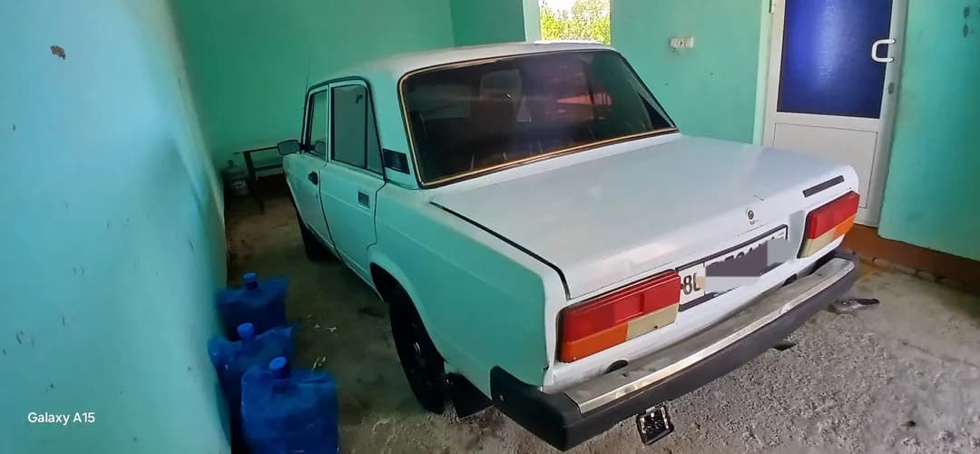 VAZ 2107 Sotiladi