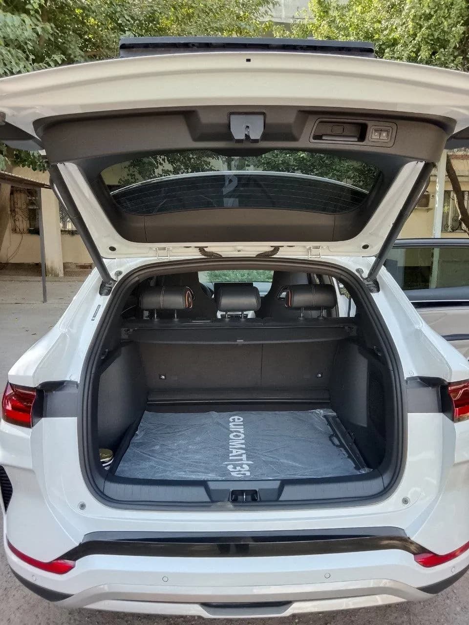 Byd chempion sotiladi
