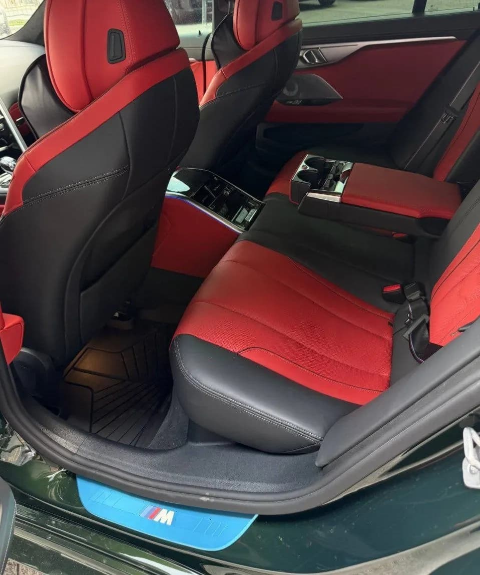 BMW M850i