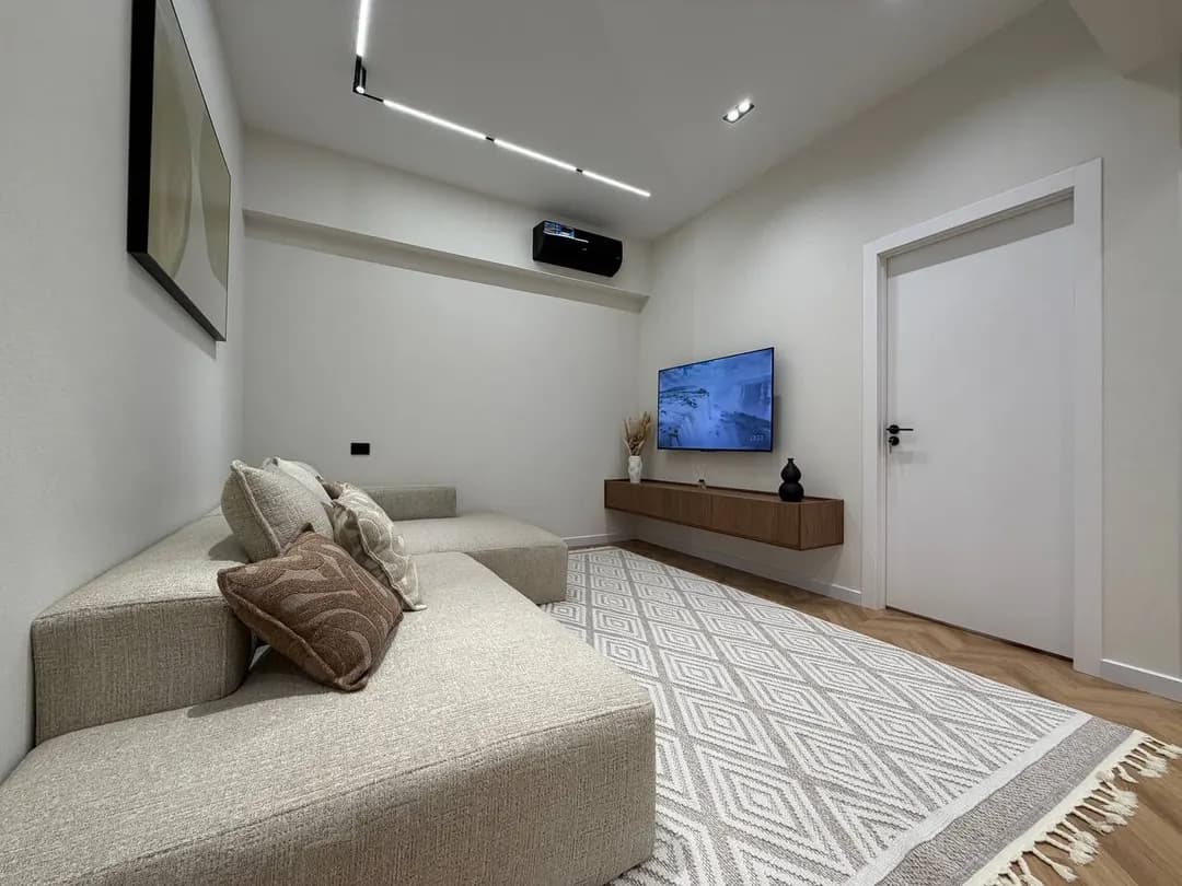 ЖК Poytaxt Residence Яшнабатский район ор.р: Махтумкули Макро 2/5/10 48м²