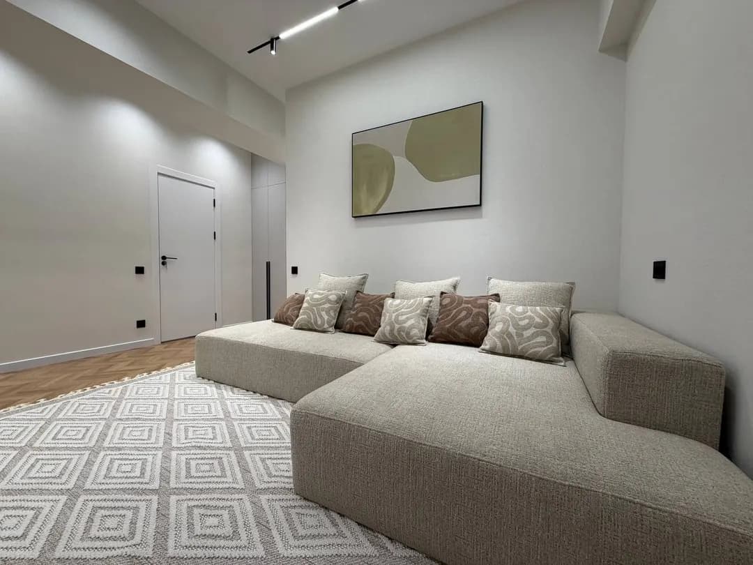 ЖК Poytaxt Residence Яшнабатский район ор.р: Махтумкули Макро 2/5/10 48м²