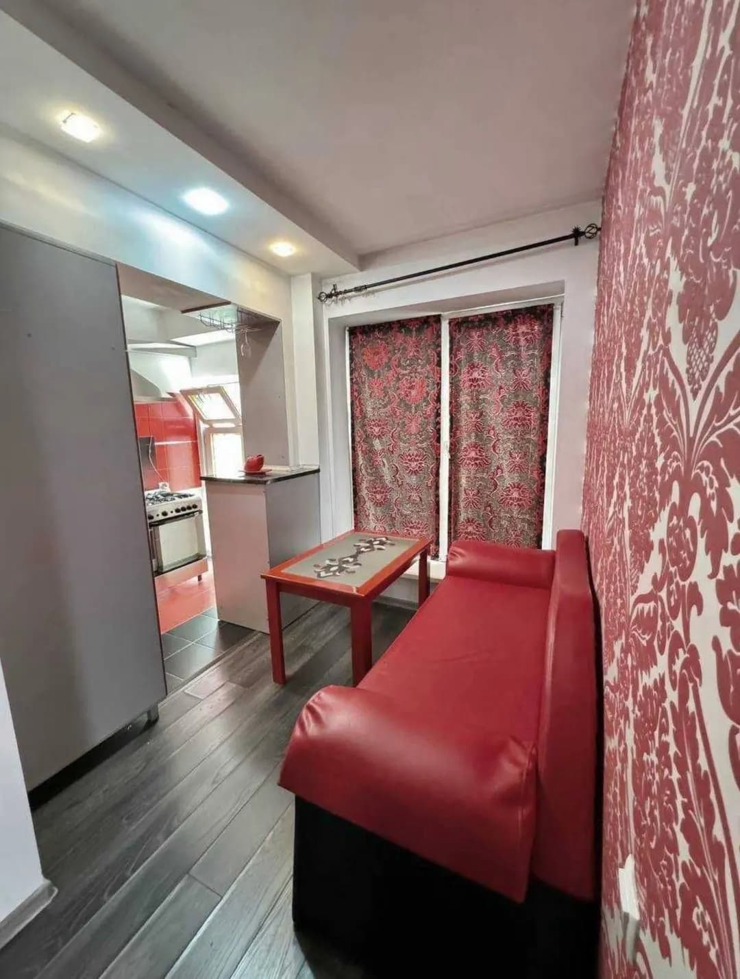 Продаётся 3 ком Квартира, Садика Азимова
