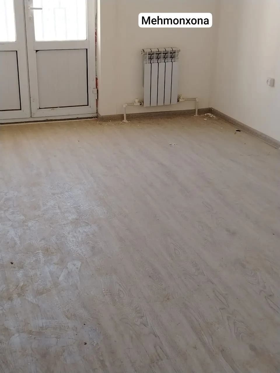 напротив города, оазис, жемчужина
