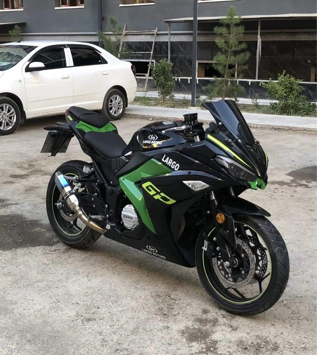 Yamaha r3 250cc has documents