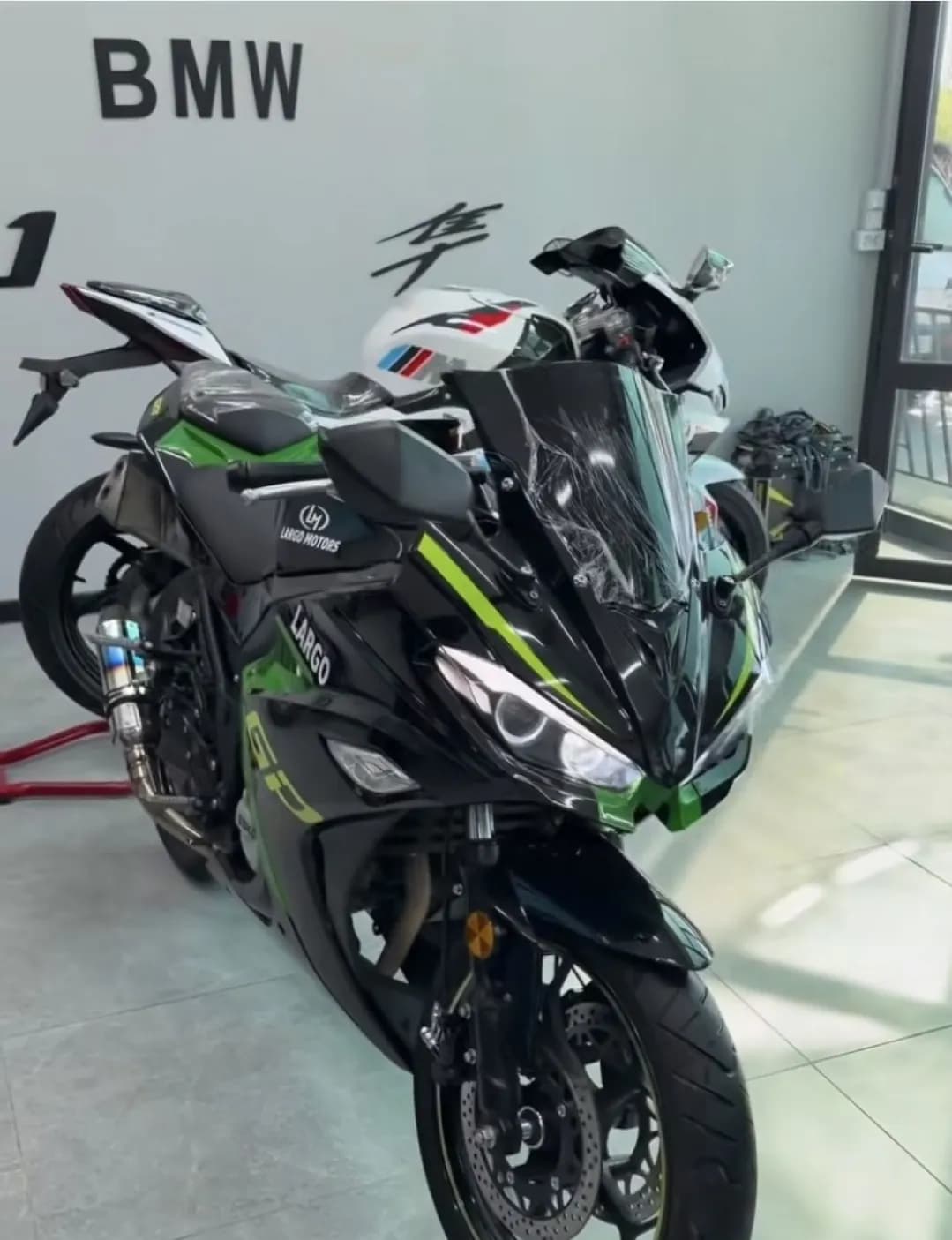 Yamaha r3 250cc has documents