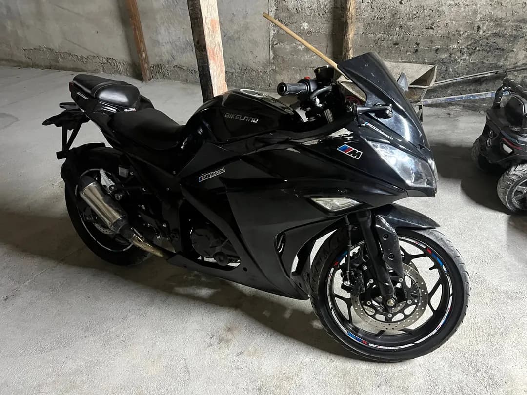 Urgent sale Kawasaki