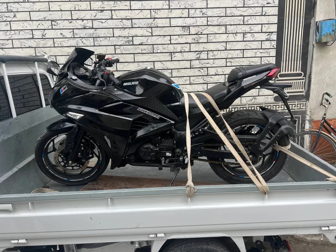 Urgent sale Kawasaki