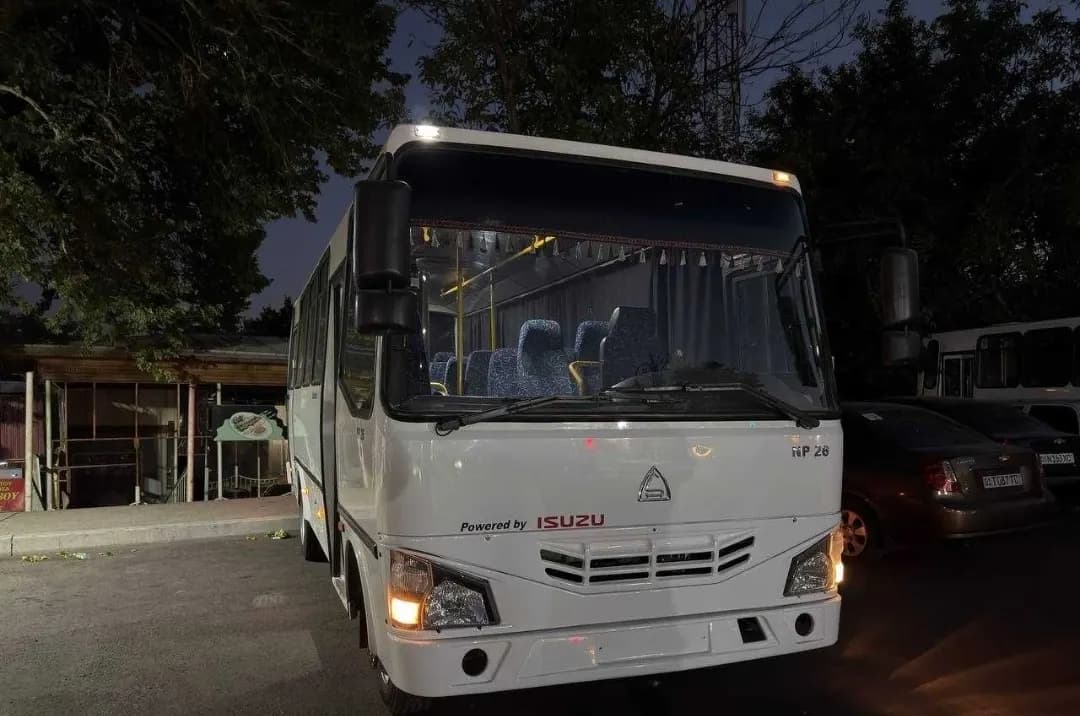 Sotiladi Bus Isuzu SAZ HP26.