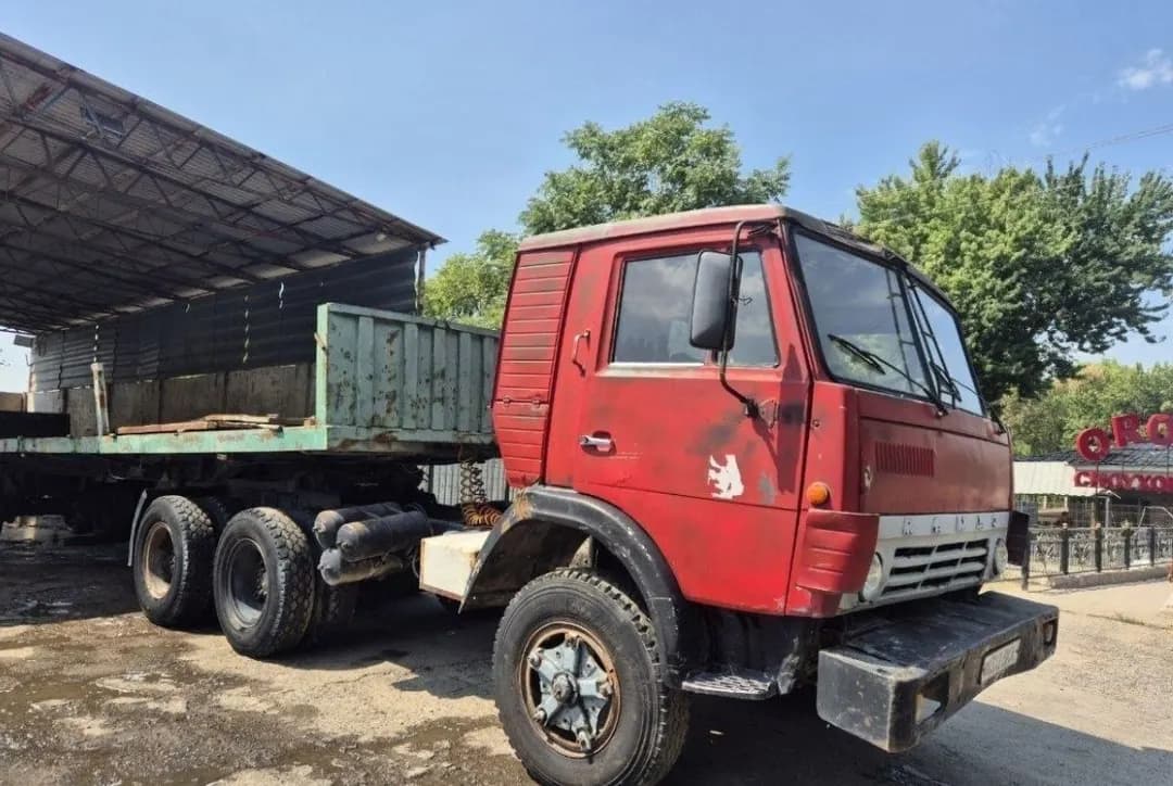 Kamaz sotiladi 1982 yil