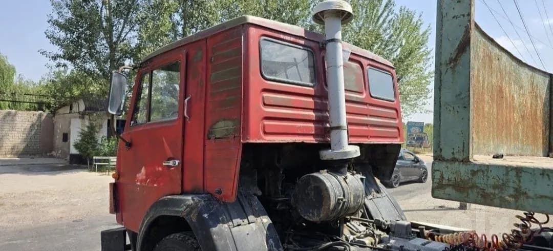 Kamaz sotiladi 1982 yil