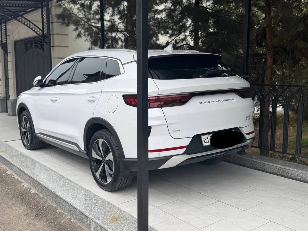 BYD SONG PLUS  sotiladi gibrid
