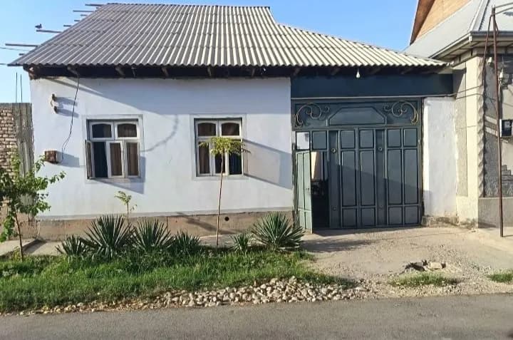 Uy продается 5 xonali
