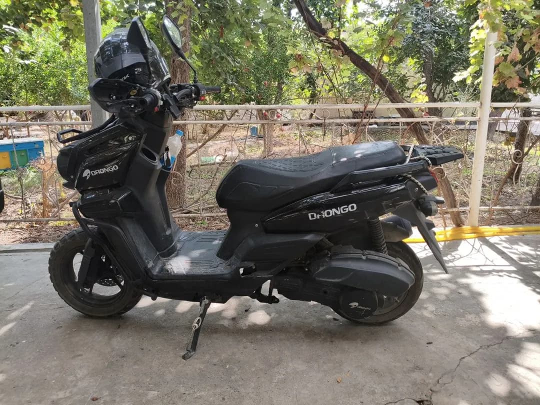 scooter TANK 2025