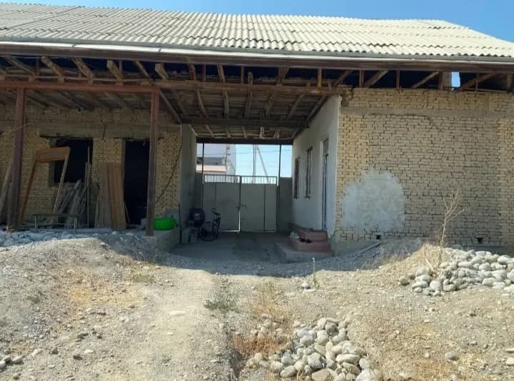 Qurilish tugallanmagan 12 sotixli xovli sotiladi