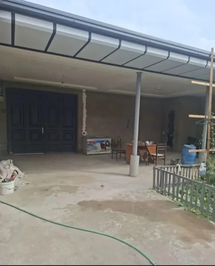 Nazarbekda uy sotiladi
