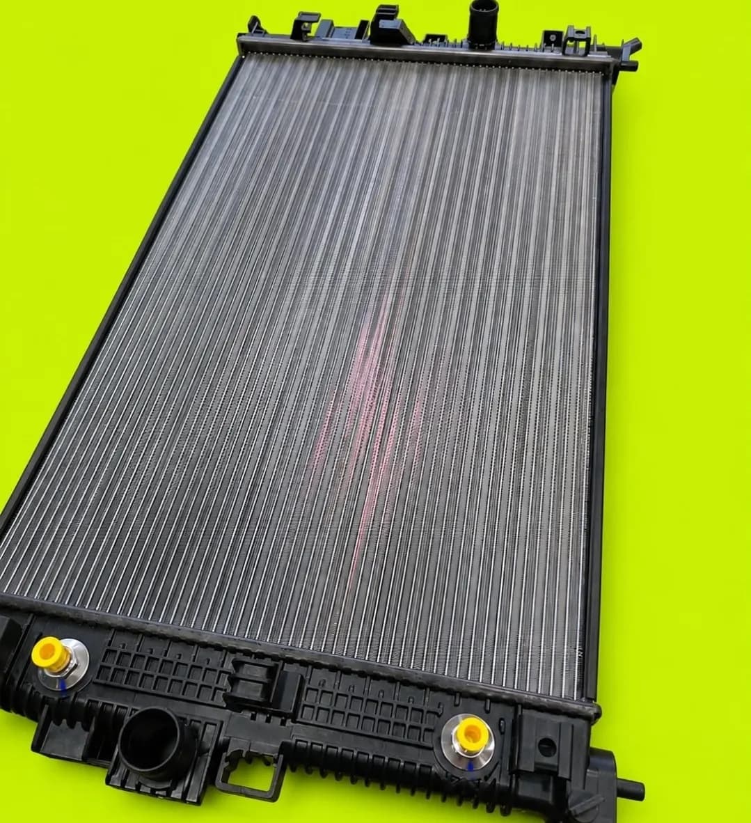 Radiator  Dostafka 8.00 /23.30 Monza Onix Treker Malibu Lasetti  Capti