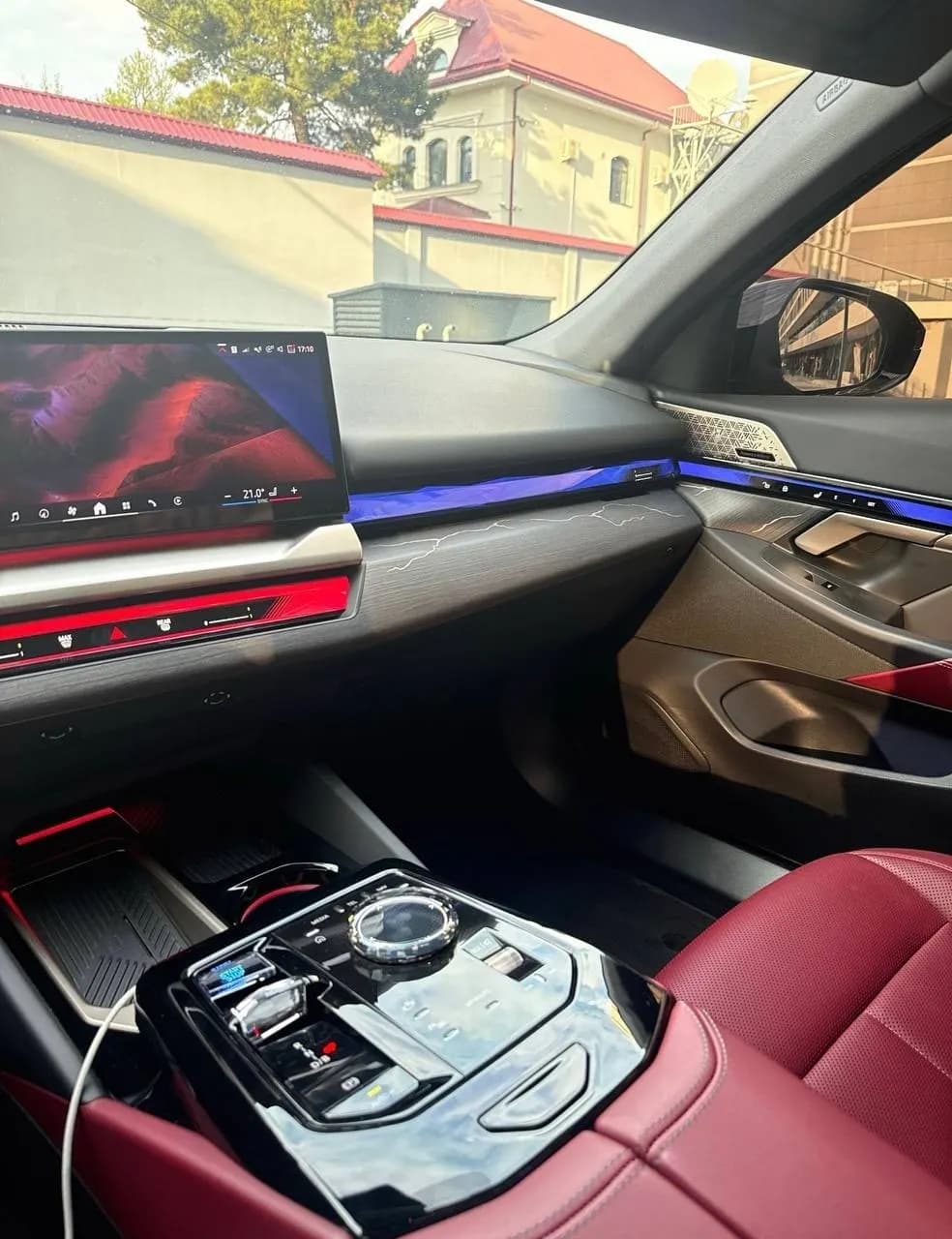 Bmw i5 35L M package