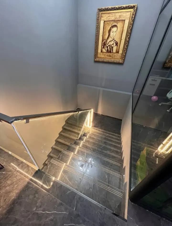Shaykhontohur district 155 m^2 space for sale