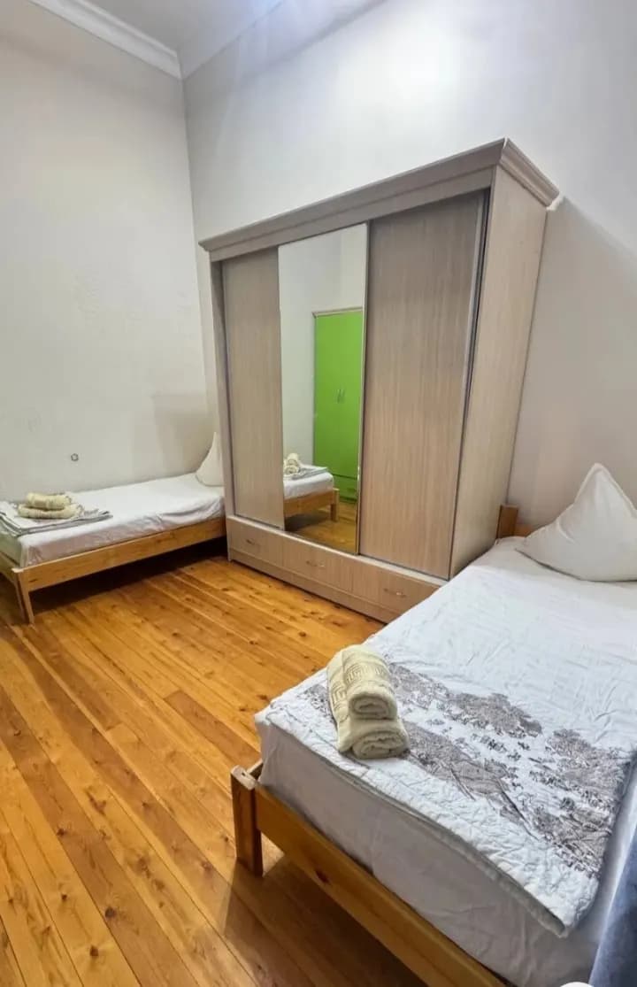 Hotel v arendu sdaetsya plot