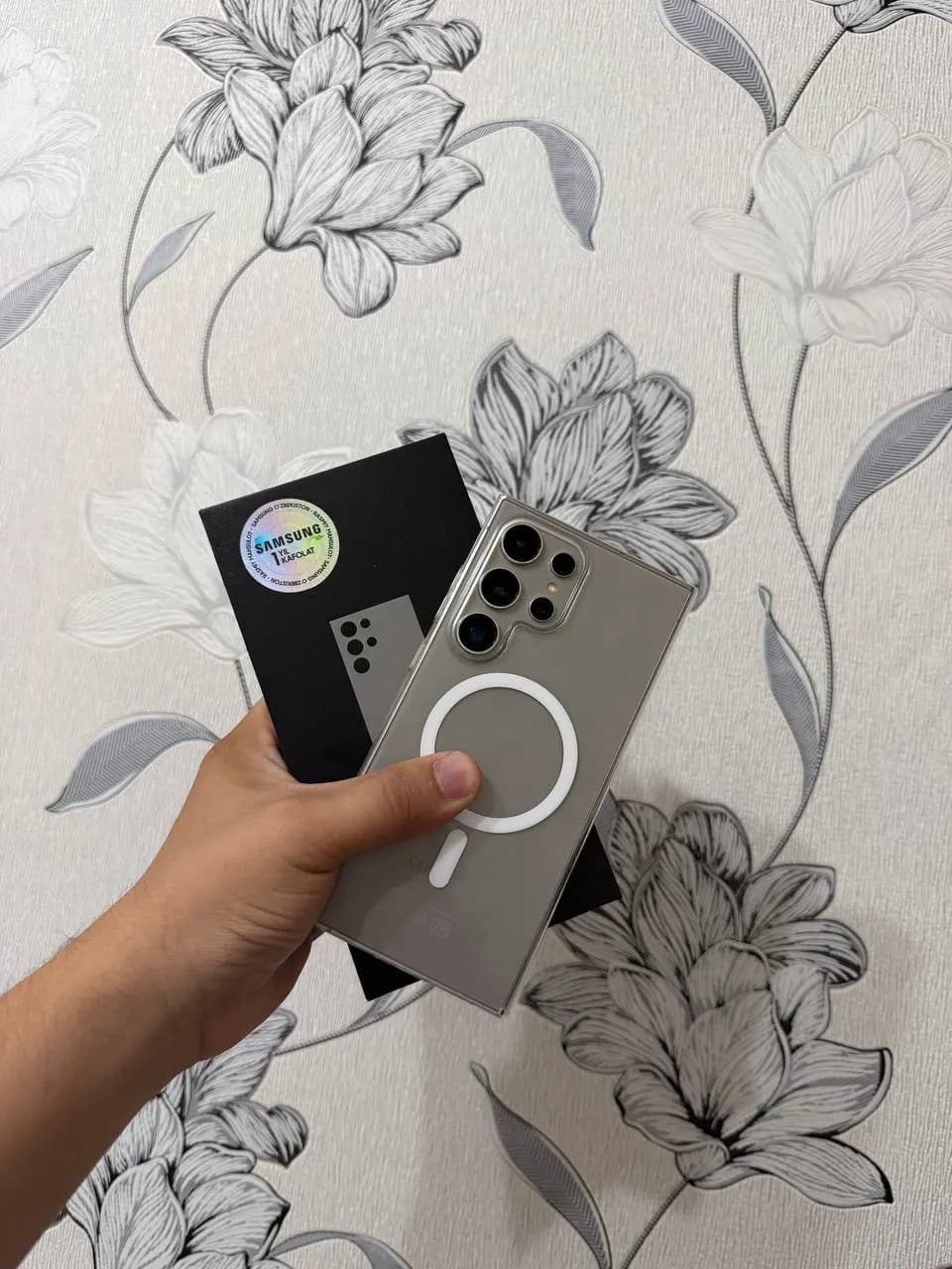 Samsung S24 ultra 12/256 ГБ
