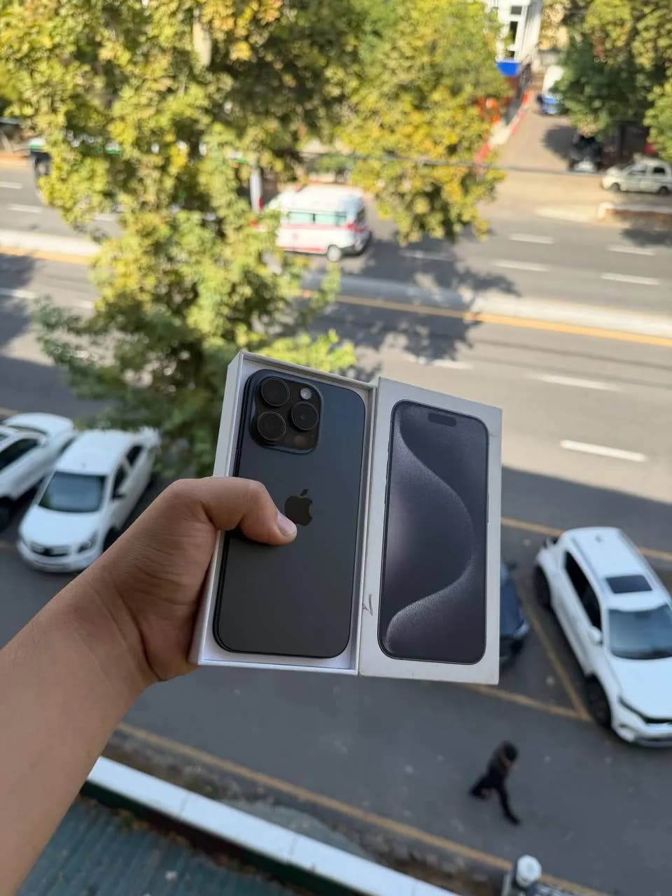 iPhone 15 pro 128 GB Perfect condition like new