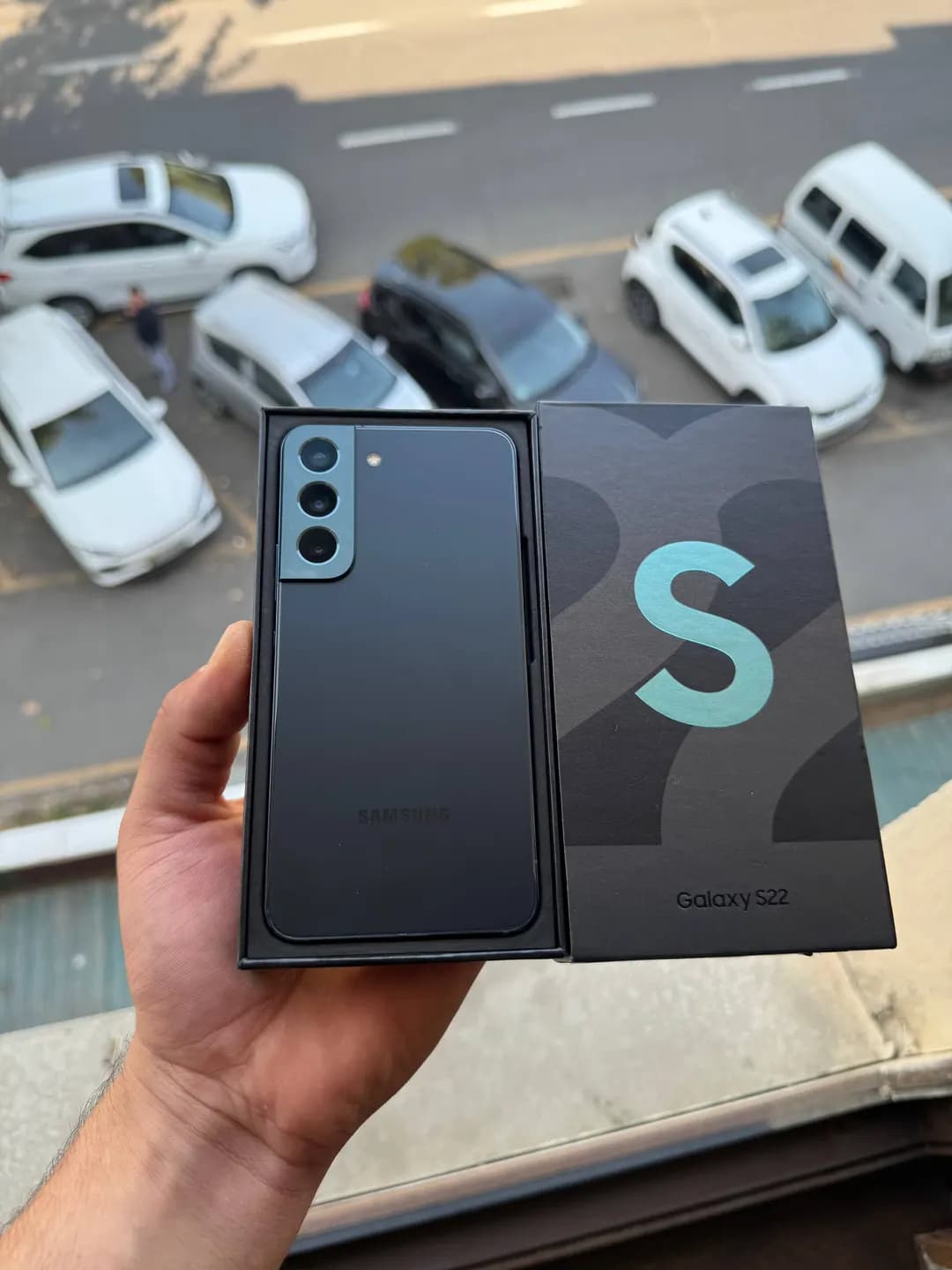 Samsung S22 8/128 ГБ
