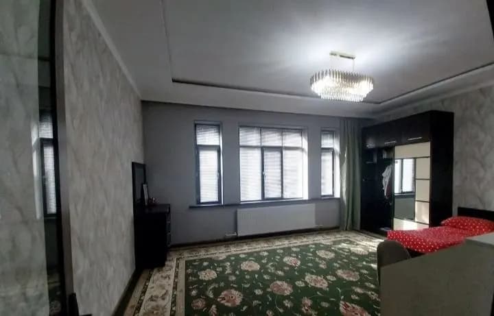 Продается участок площадью 3 акра в Охунбобаеве.