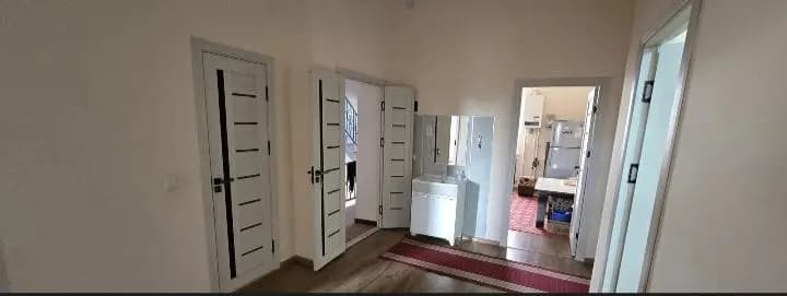 Urgancha shahrida 3 qavatli bino ijaraga beriladi