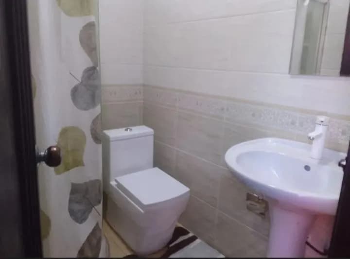 Yashnabad/Rohat 5-room apartment
