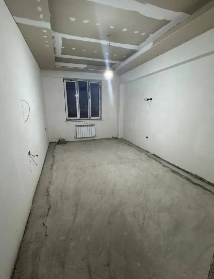 87 m^2  kvartiramni qulay narxda sotaman