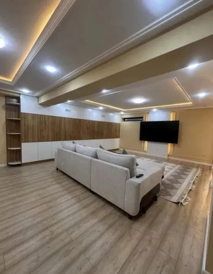 Сдается в аренду дом площадью 380 м² в Луначарском районе, округ Мирзо-Улугбек.