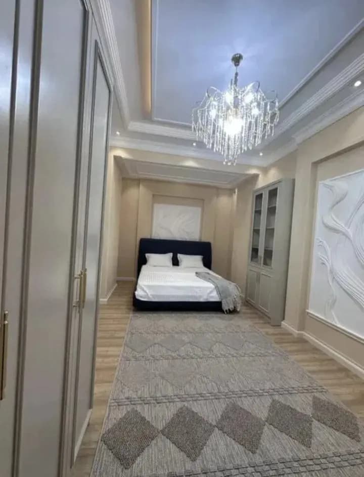 Сдается в аренду дом площадью 380 м² в Луначарском районе, округ Мирзо-Улугбек.