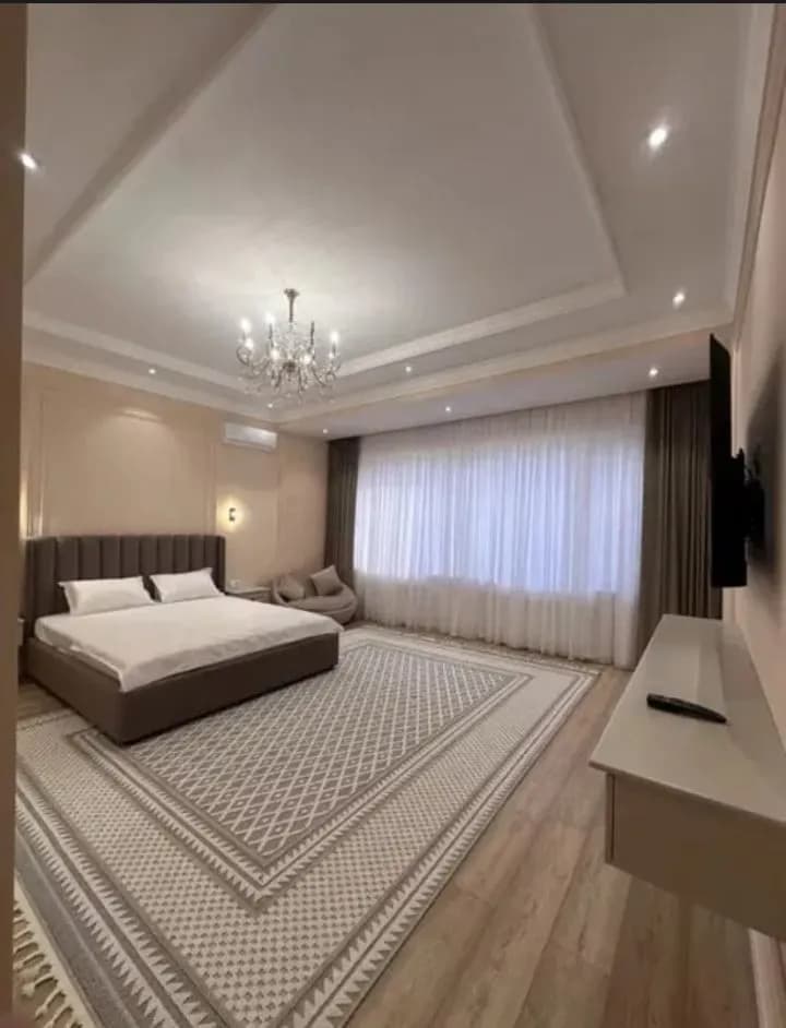 Сдается в аренду дом площадью 380 м² в Луначарском районе, округ Мирзо-Улугбек.