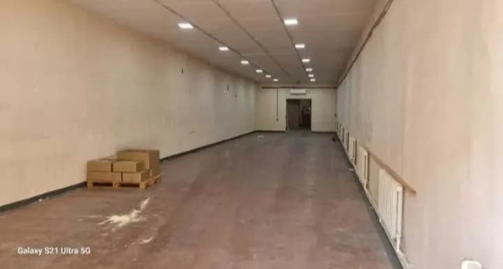 Склады площадью 800 м^2 и более в аренду сдается
