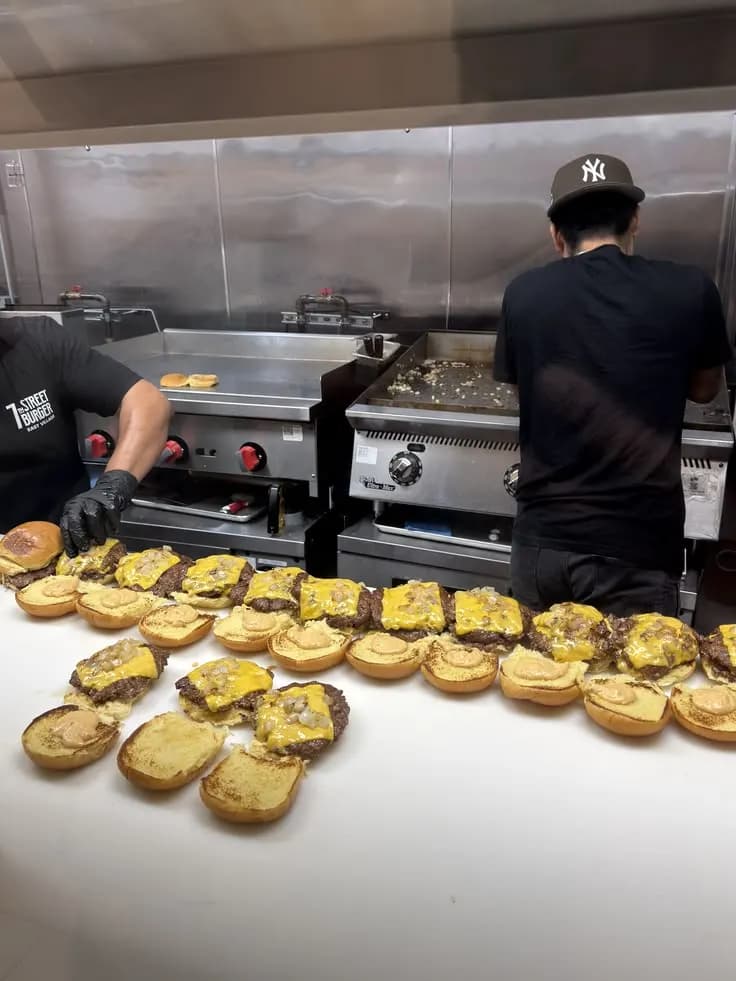 We are offering a job as a fast food cook at a newly opened swimming pool.