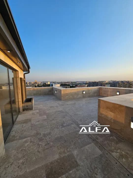 Penthouse from Royal Vilage 350m2