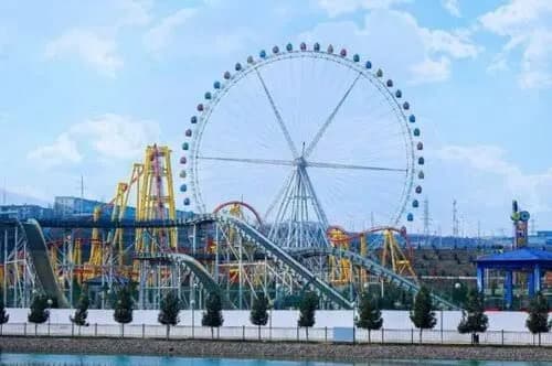 We will write a name on the Ferris wheel