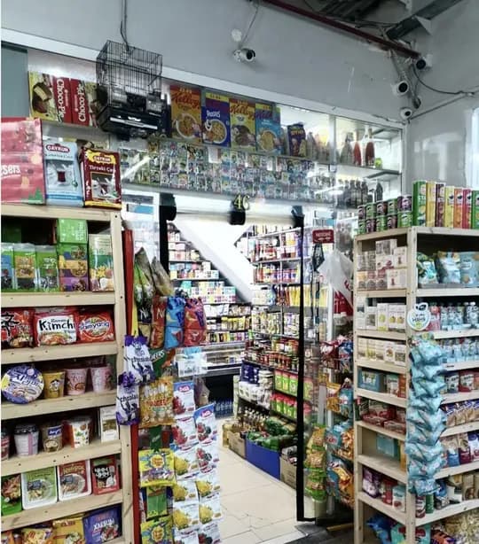 В продуктовом магазине нужен продавец