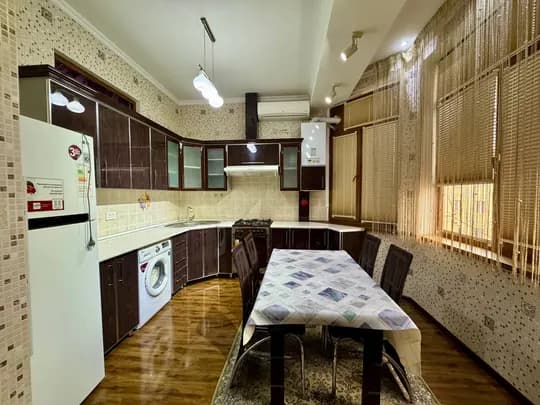 3-room, 100m2, 3-floor, 4-story, new brick house in Bukhara city, 5th microdistrict