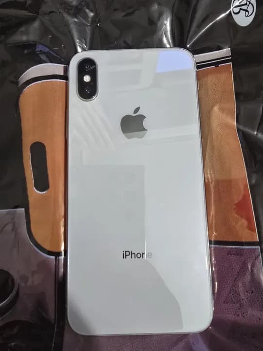 Iphone x  sotiladi