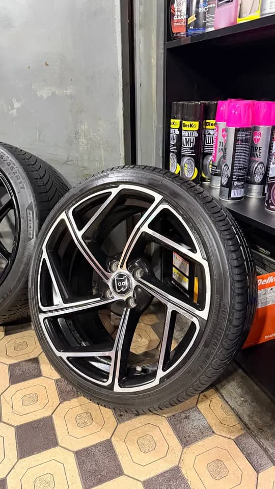 IDEAL Bentley R17/205/40 дисковые тормоза