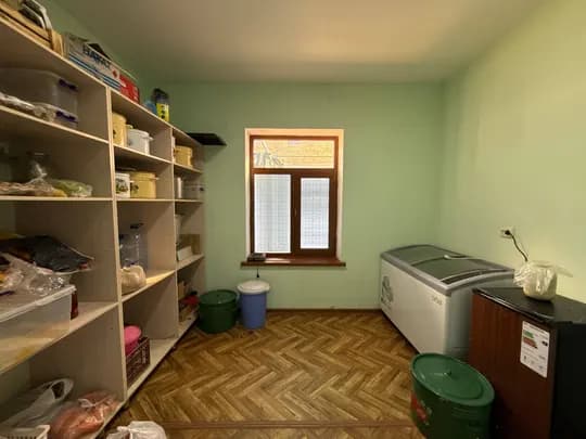 READY-MADE 10-STOREY GARDEN FOR SALE IN THE CITY CENTER