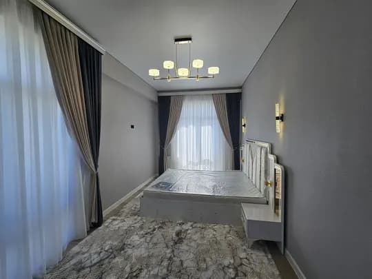 3-room apartment for sale. 92m² 7th floor. All appliances remain.