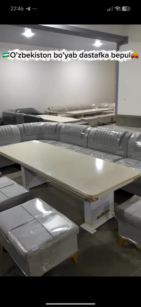furniture table and chairs