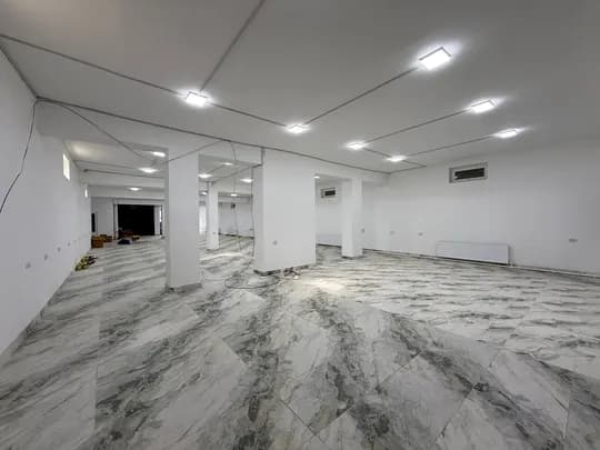 READY 360 M2 + 360 M2 PODVALI DO'KON for rent