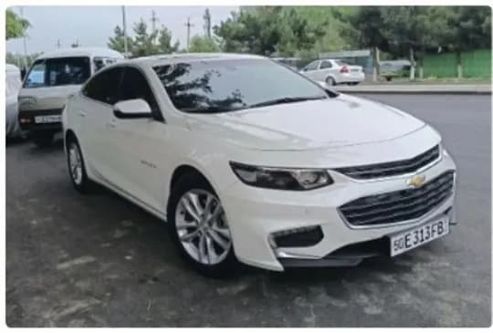 MALIBU 2.4 Sotiladi